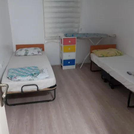 Big Full 2+1 House, Aparted Kitchen, Feel Like Lejlighed *